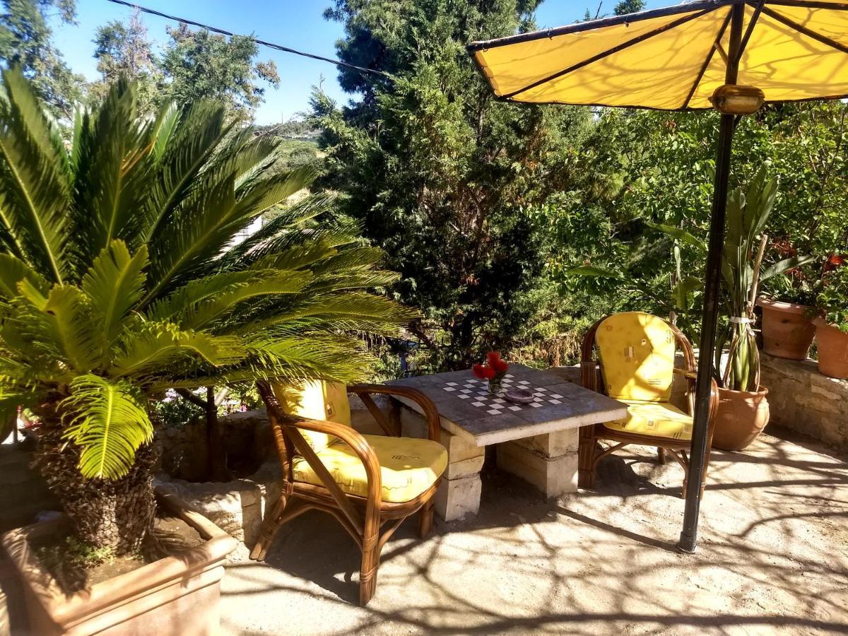 Modern 1-Bedroom With Bbq & Roof Garden Near Beach Stalós Екстериор снимка