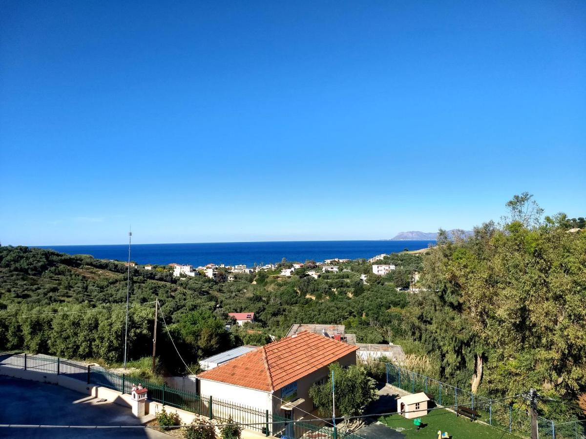 Modern 1-Bedroom With Bbq & Roof Garden Near Beach Stalós Екстериор снимка