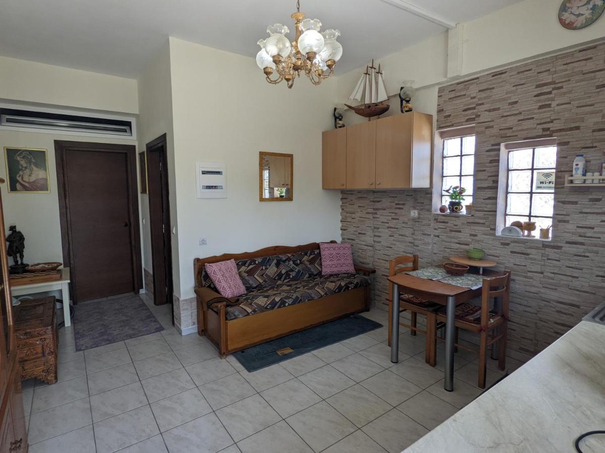 Modern 1-Bedroom With Bbq & Roof Garden Near Beach Stalós Екстериор снимка