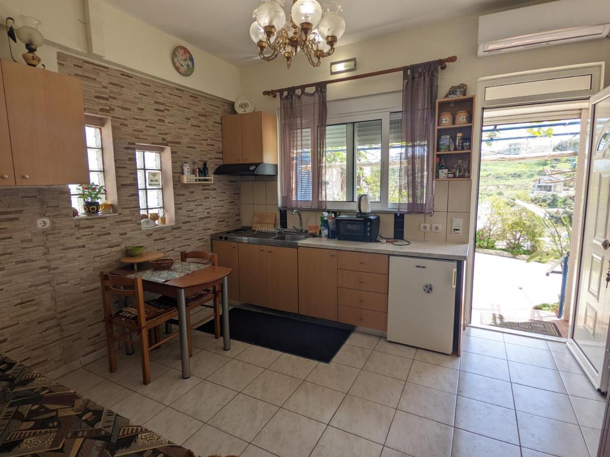 Modern 1-Bedroom With Bbq & Roof Garden Near Beach Stalós Екстериор снимка