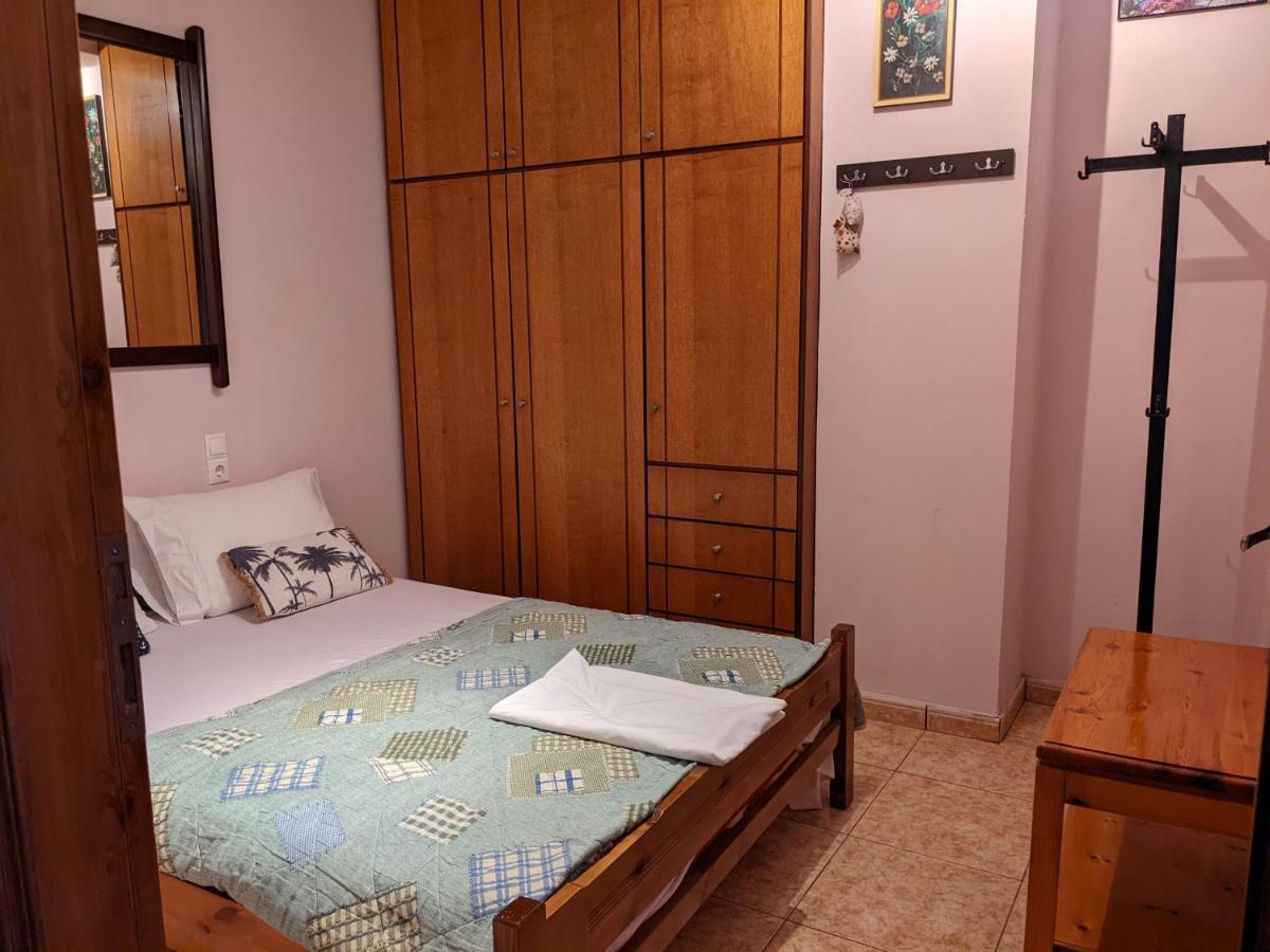 Modern 1-Bedroom With Bbq & Roof Garden Near Beach Stalós Екстериор снимка